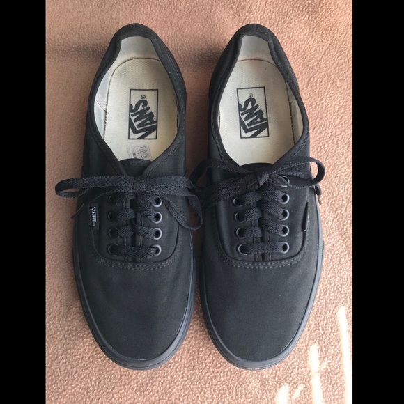 Vans Shoes - ♥︎ Authentic Black Vans ♥︎